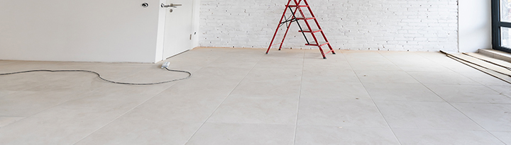 Cómo eliminar restos de yeso y pintura de suelos sin dañarlos - SAUBER Cleaning & Services